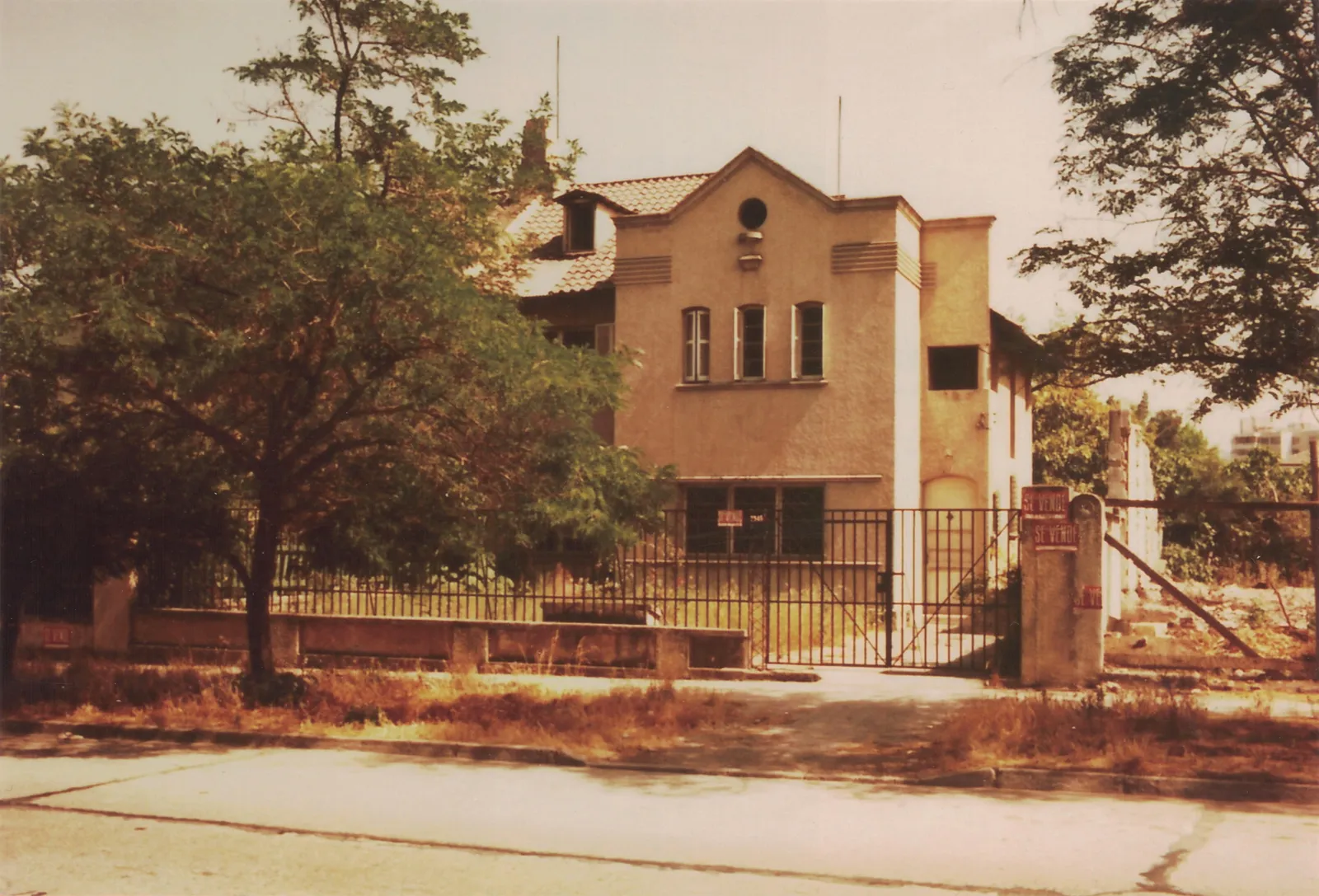 Casa en calle Carmen Sylva de Providencia en 1981