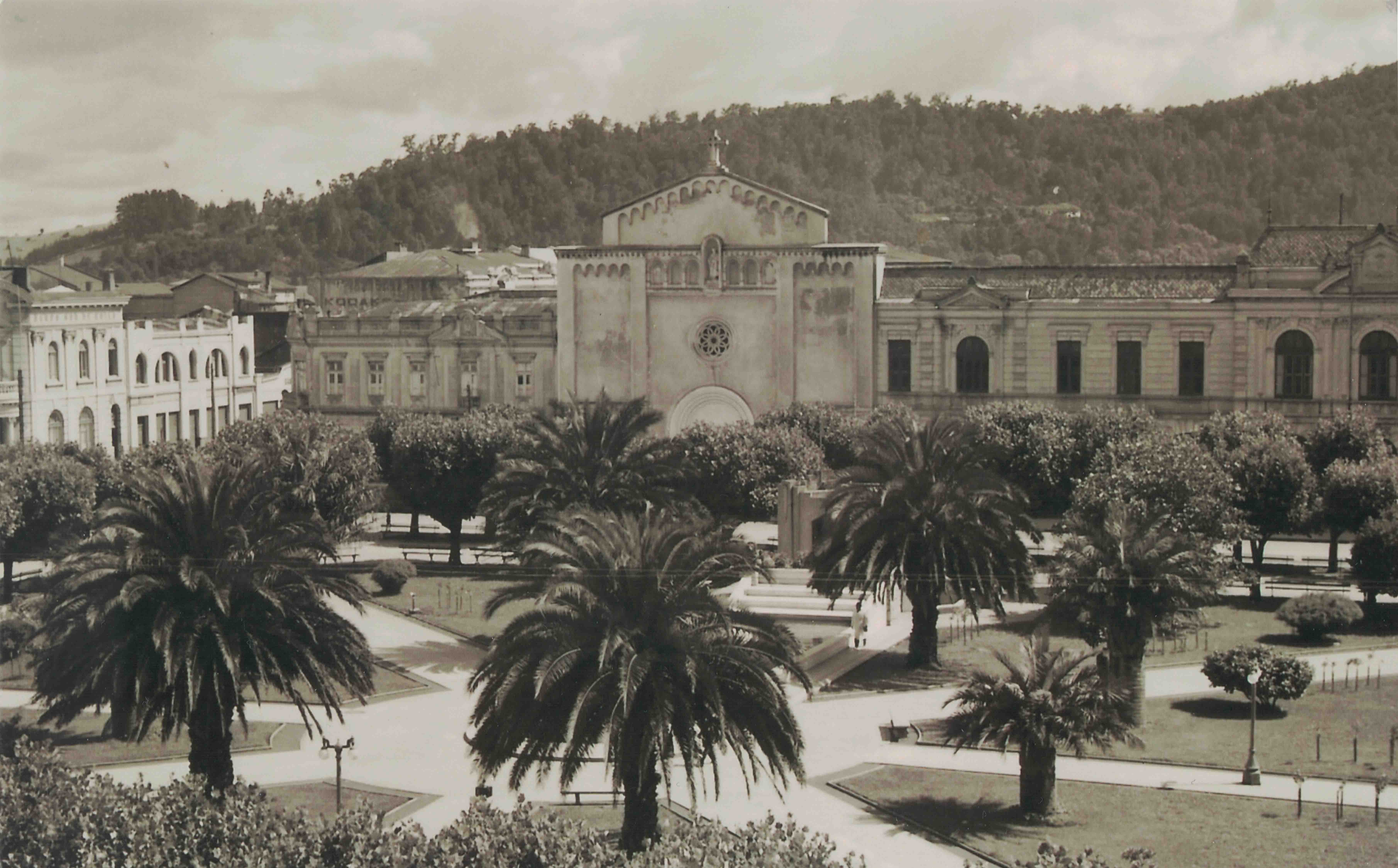 Plaza de Armas de Temuco en 1950