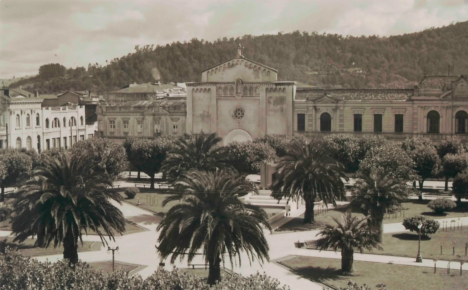 Plaza de Armas de Temuco en 1950