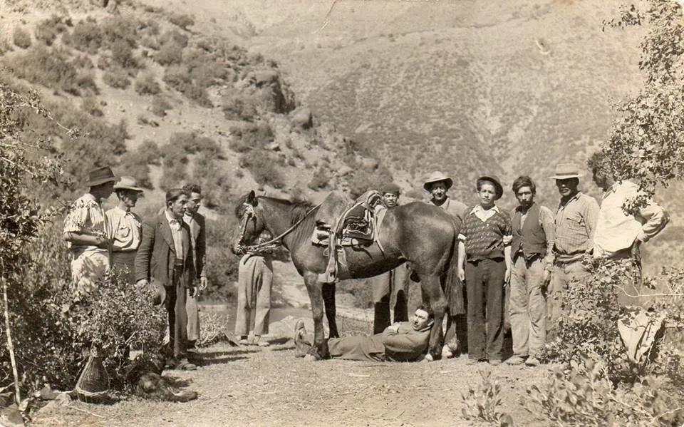 Descanso en el Cajón del Maipo en 1945