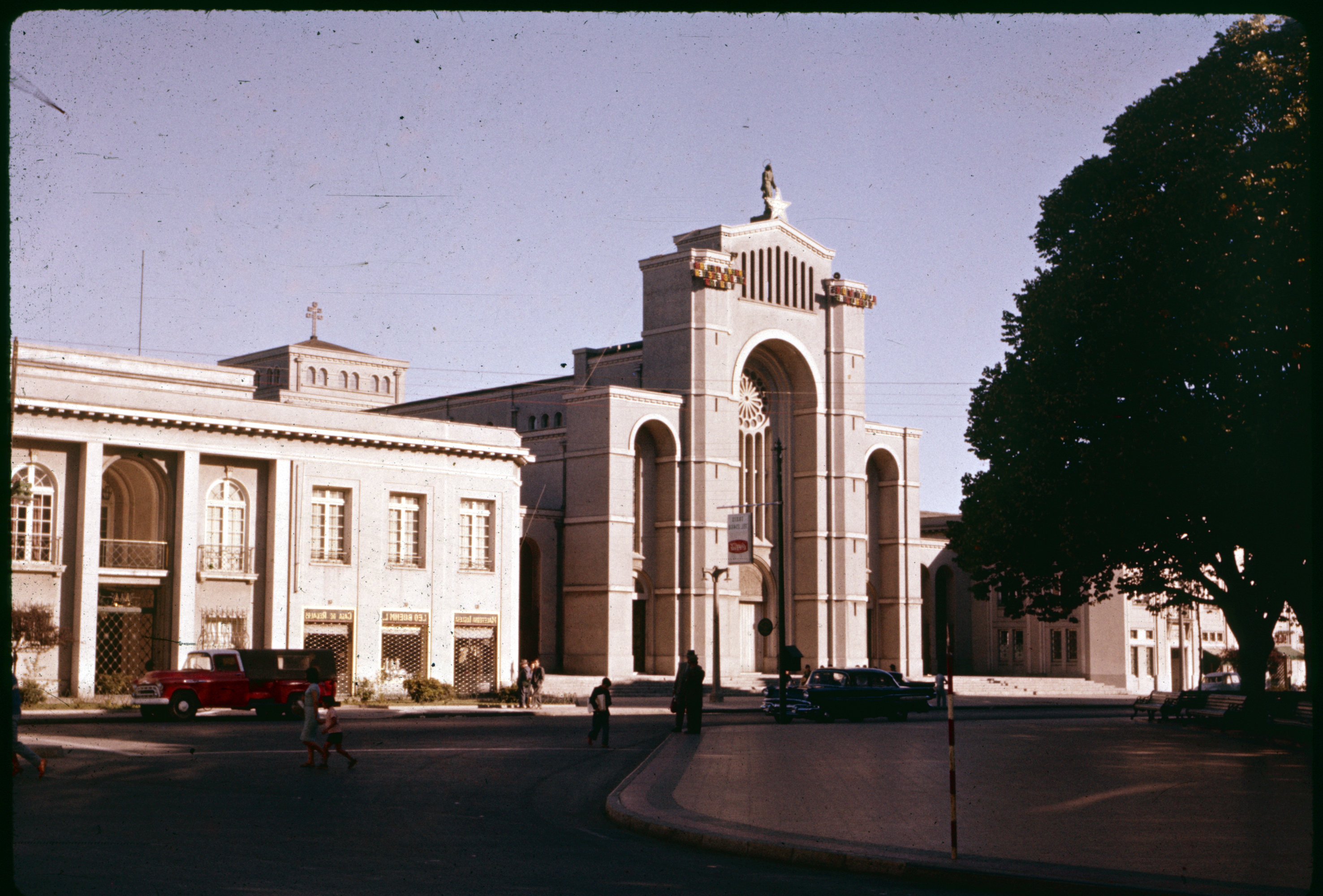 Fachada Catedral de Concepción en la década del 60