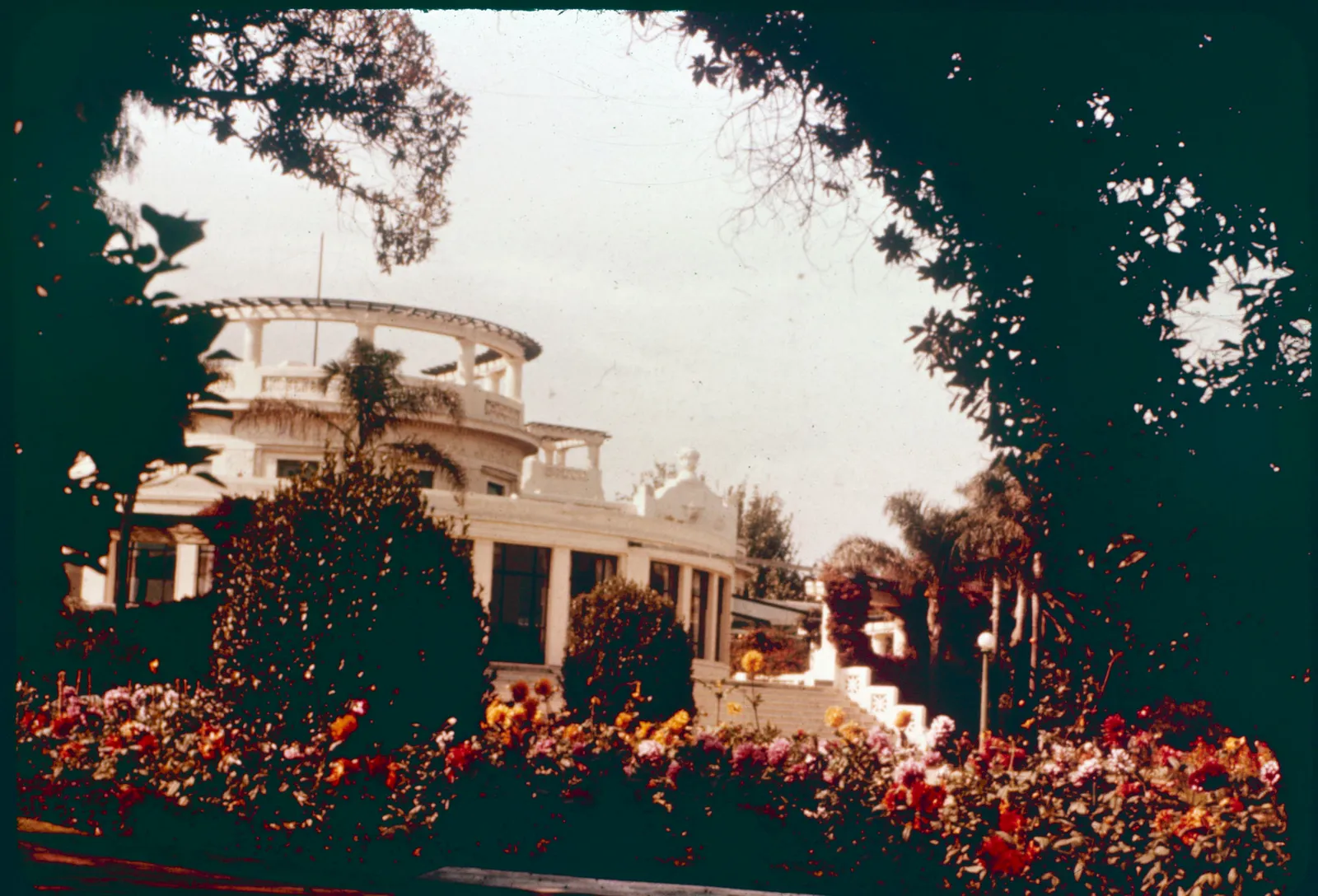 Entrada principal Enjoy Viña Del Mar años 60s