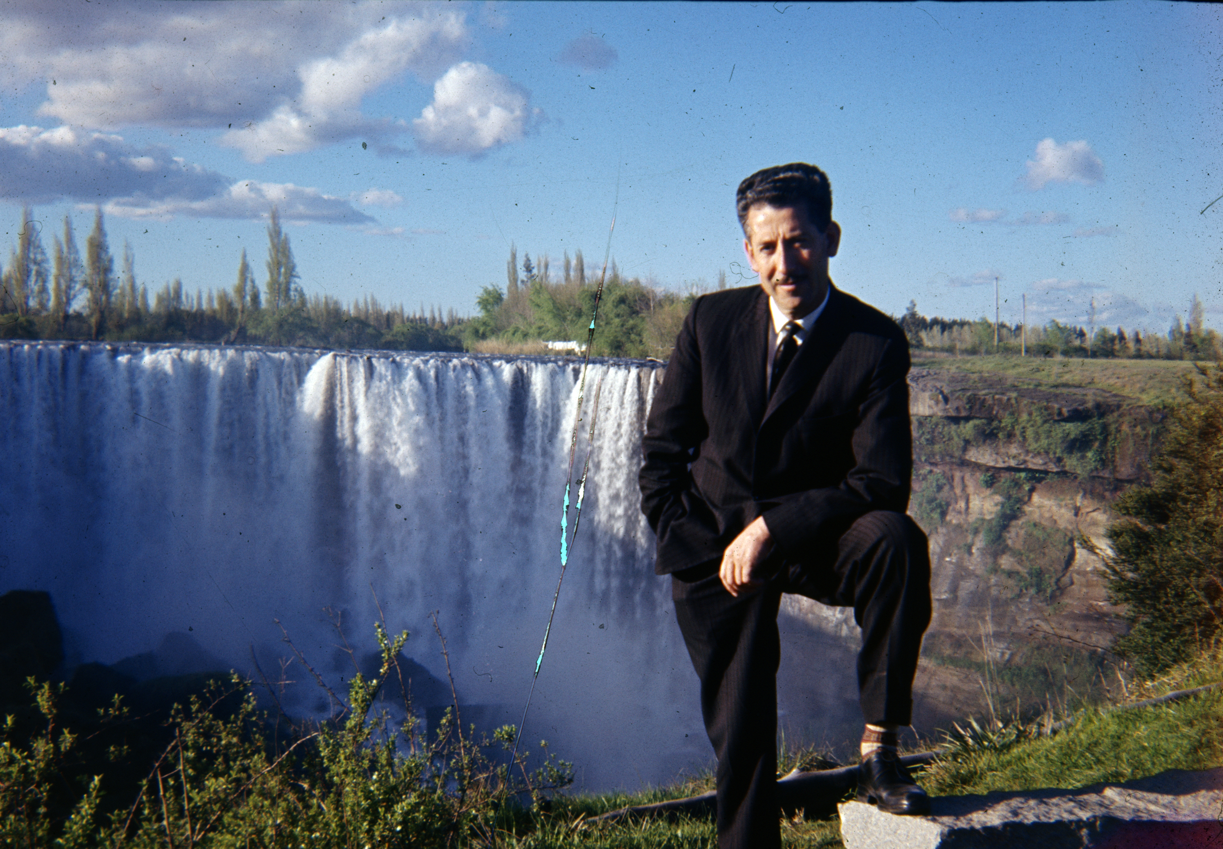 Fernando Muñoz de la Fuente en el Salto del Laja, 1960