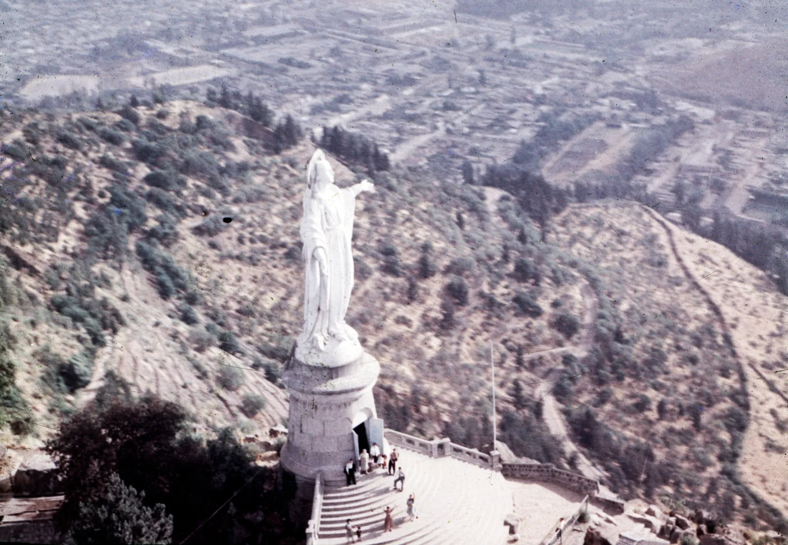 Santuario Inmaculada Concepción, Cerro San Cristóbal en los 60's