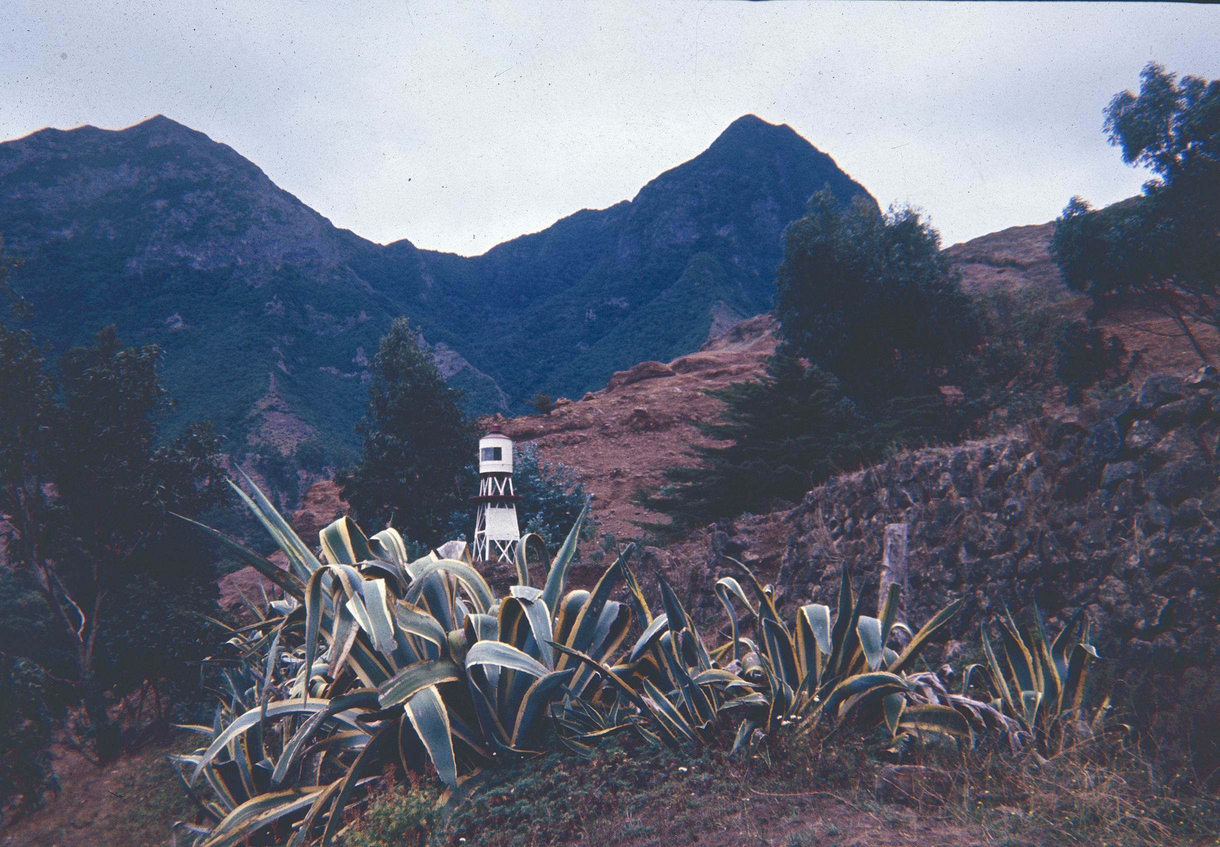 Montañas de Juan Fernández, años 60s