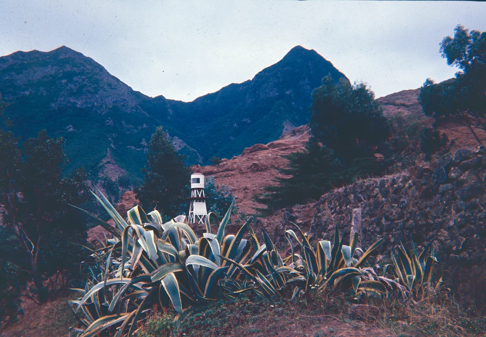 Montañas de Juan Fernández, años 60s
