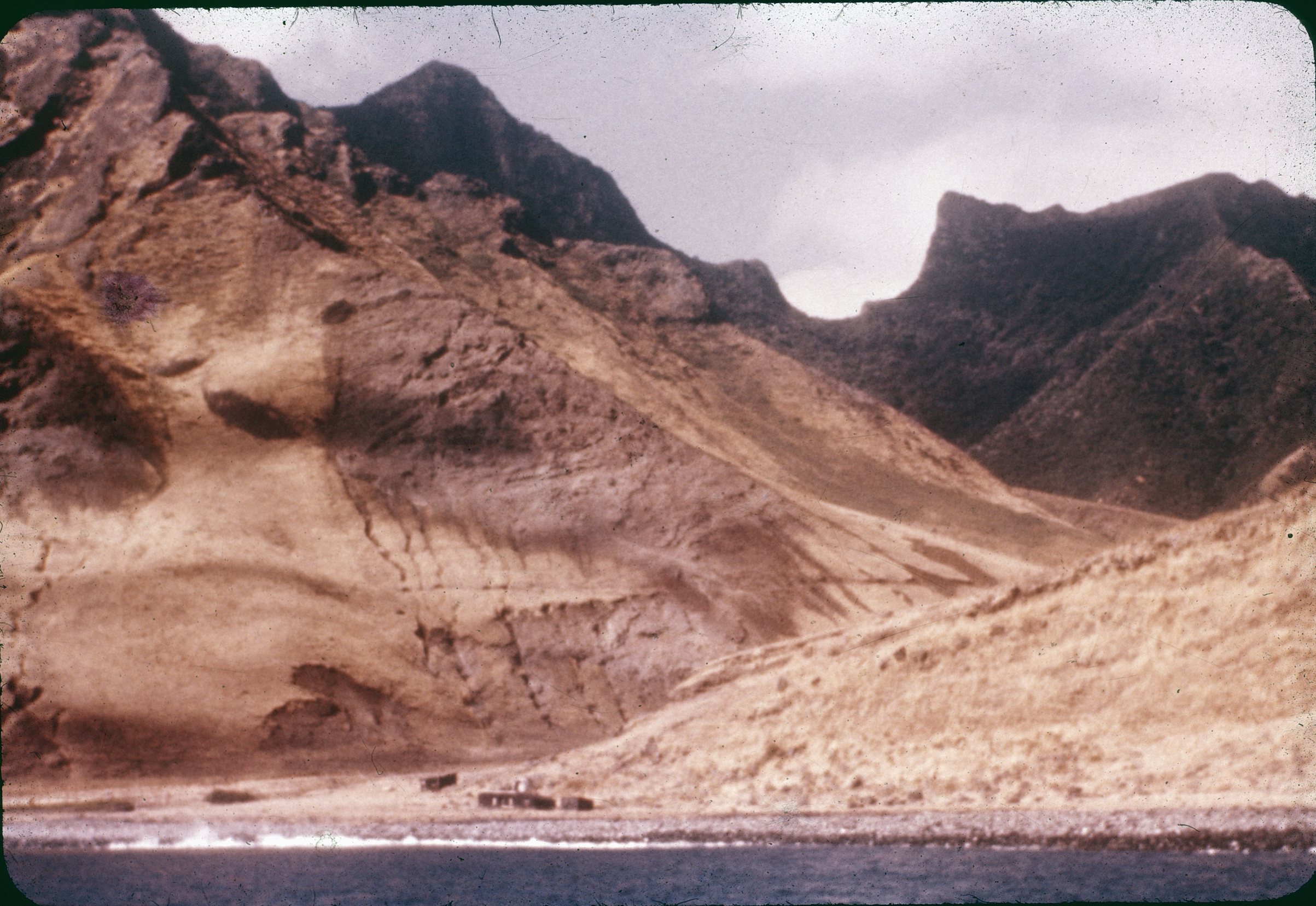 Juan Fernández desde el mar, años 60s