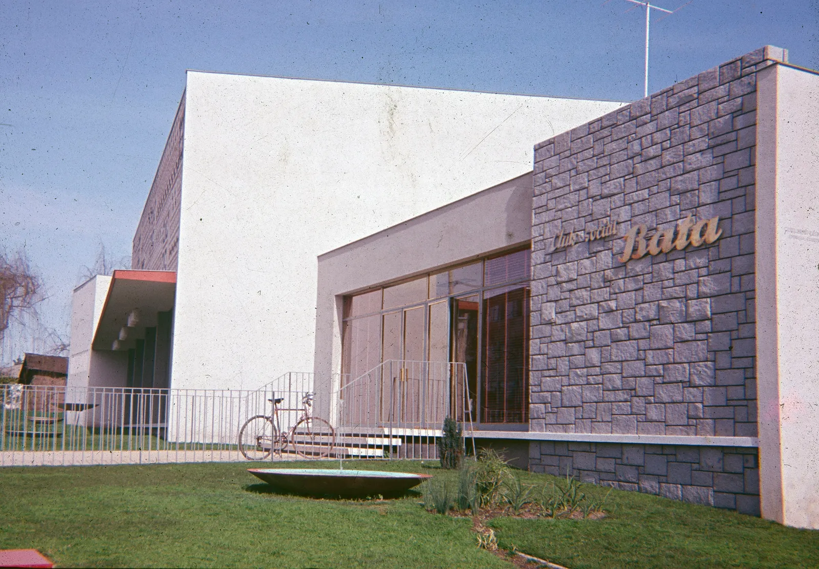 Club Social Bata en los 60s