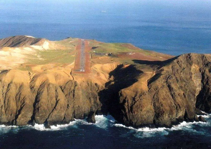 Aeródromo Robinson Crusoe, Archipiélago Juan Fernández, 1980