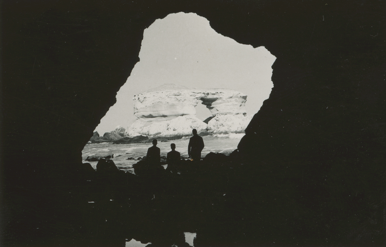 Portada de Antofagasta en 1950