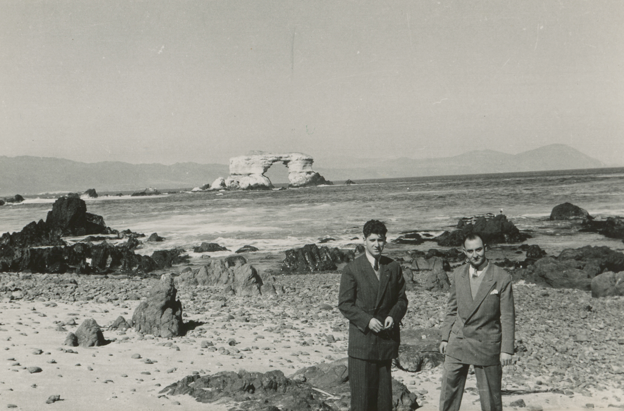 Portada de Antofagasta en 1950