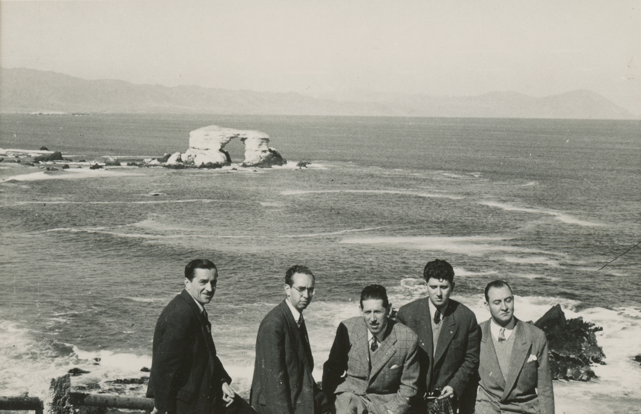 Portada de Antofagasta en 1950