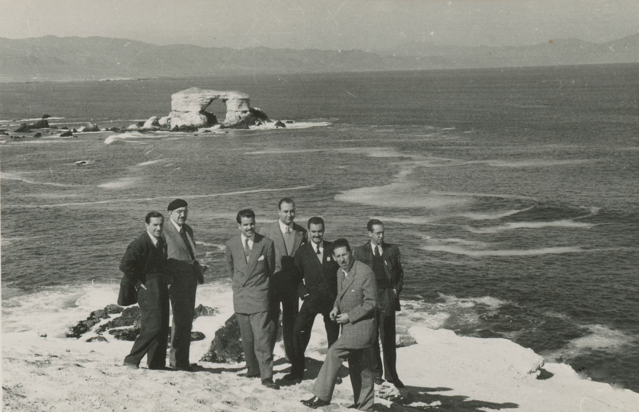 Portada de Antofagasta en 1950