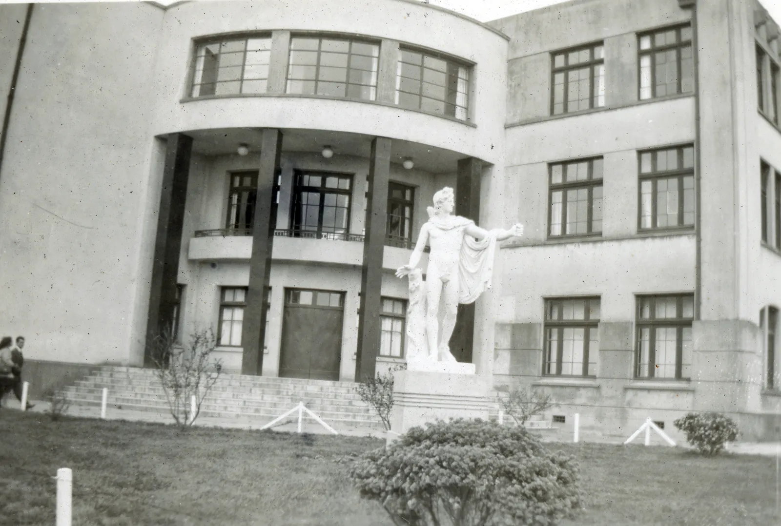 Interior de la Universidad de Concepción en 1949