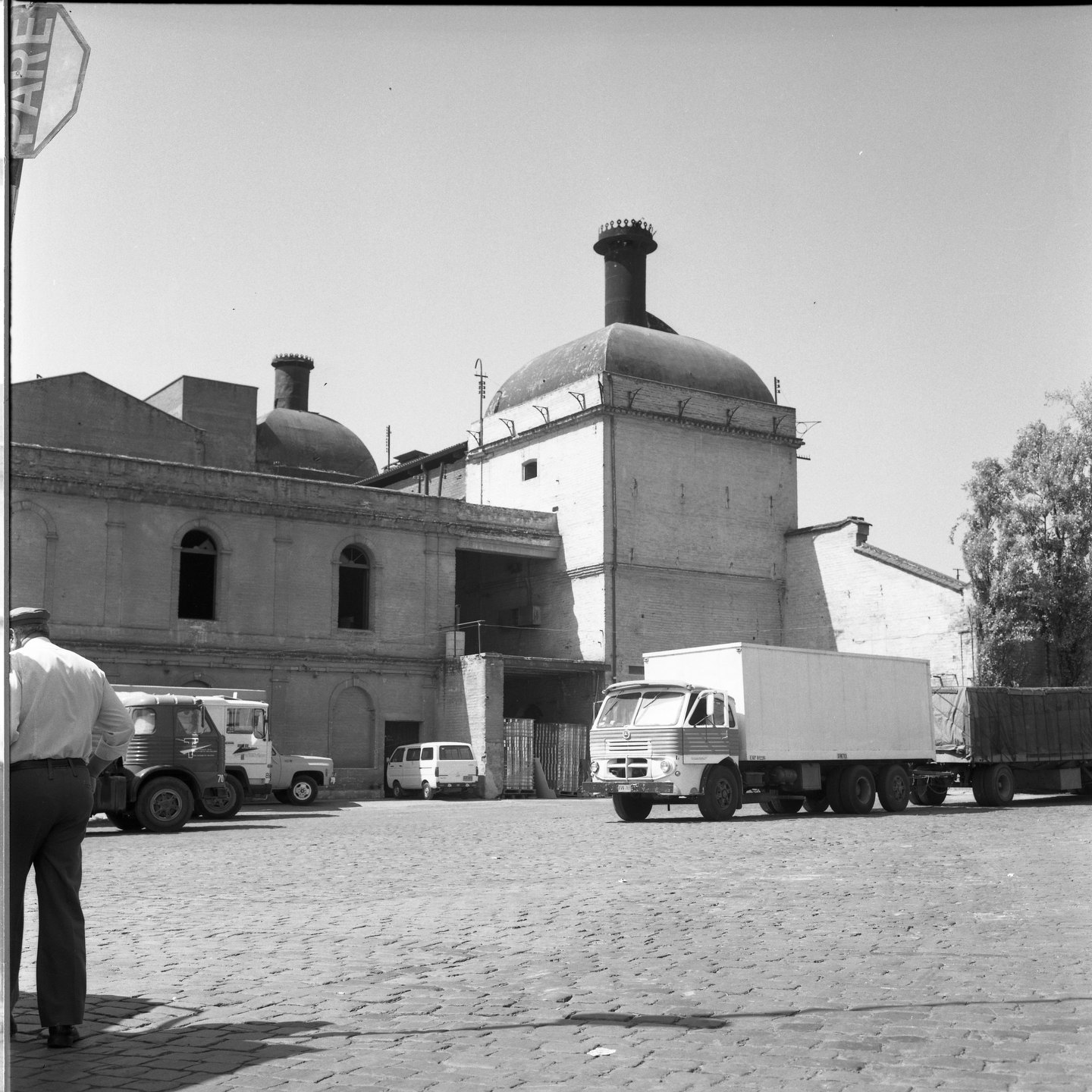 Acceso Cervecería Ebner en 1985