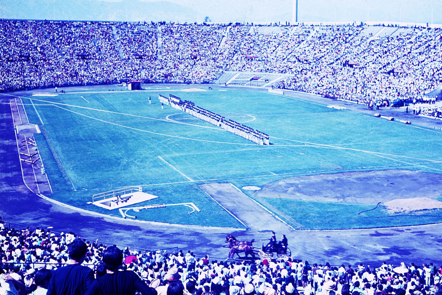Clásico Universitario en el Estadio Nacional, 1963