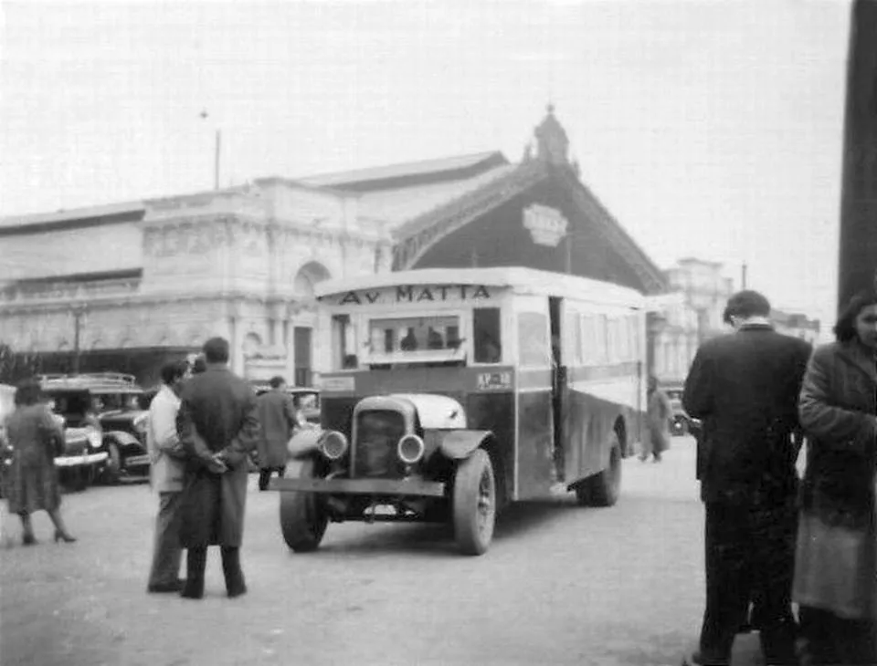 Micro en Estación Central en 1951