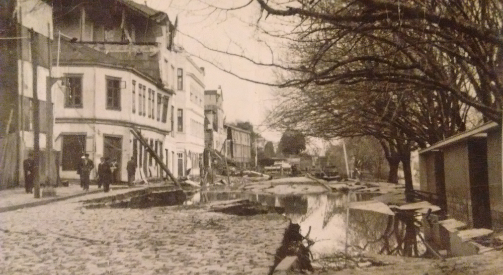 Valdivia después del terremoto en 1960
