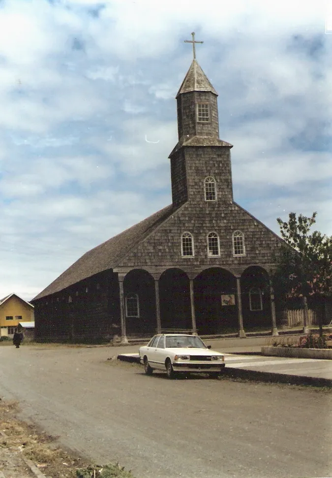 Iglesia de Achao en 1981