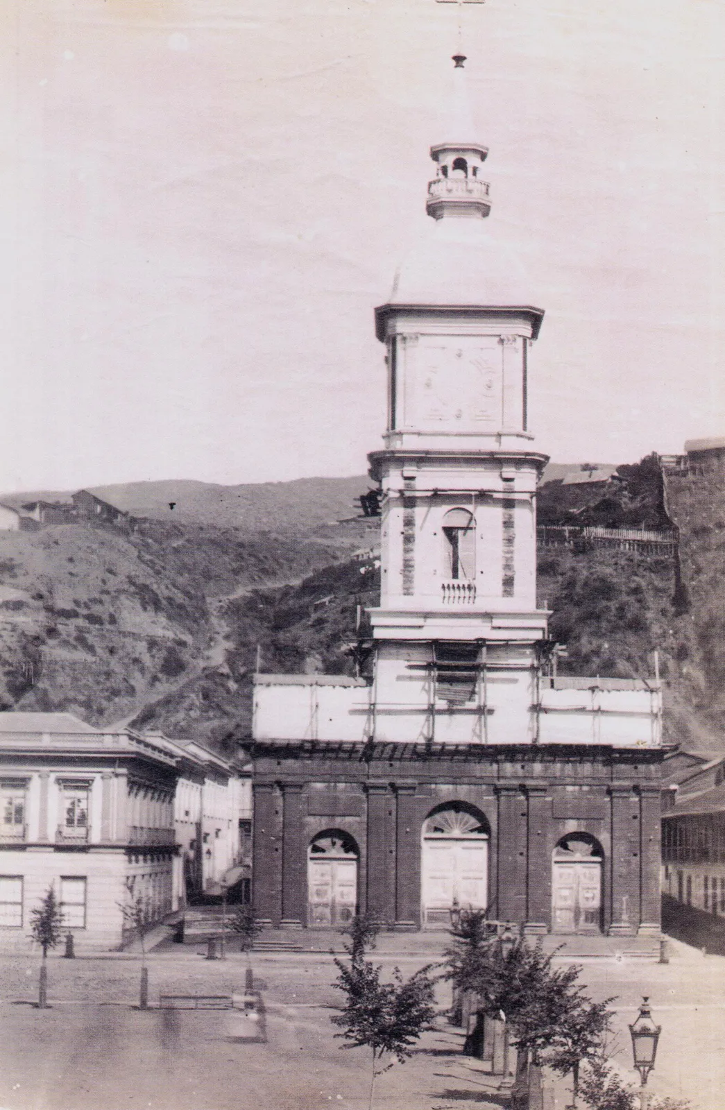 Campanil Plaza de la Victoria año 1864