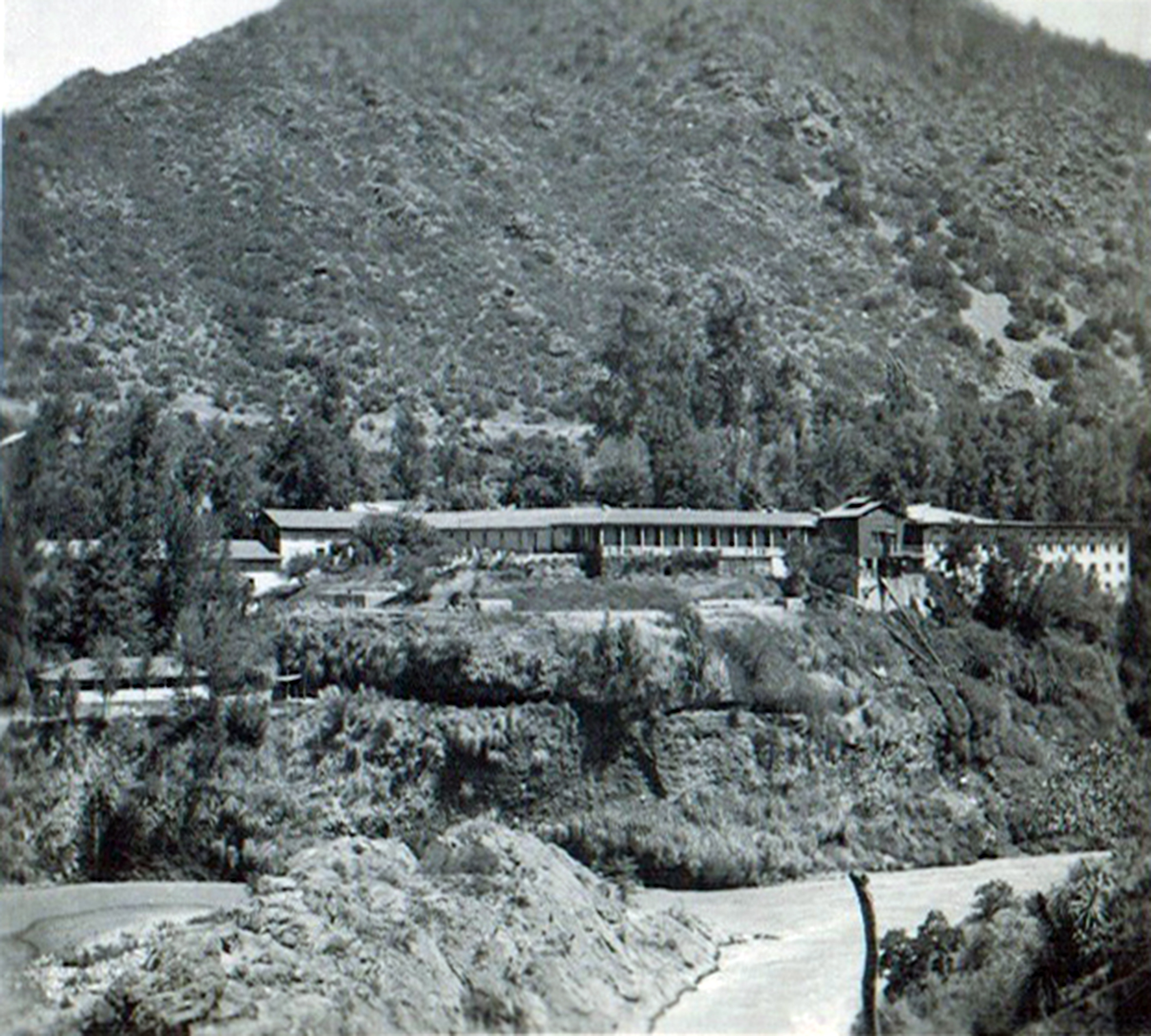 Vista de las Termas de Cauquenes en 1945