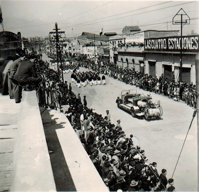 Desfile conmemorativo del Desastre de Rancagua, 1945