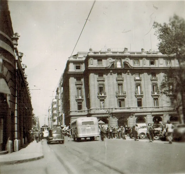 Portal Fernández Concha en 1945