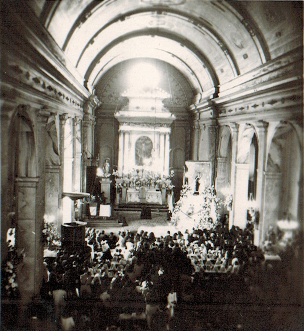 Interior de la Catedral de Rancagua en 1945