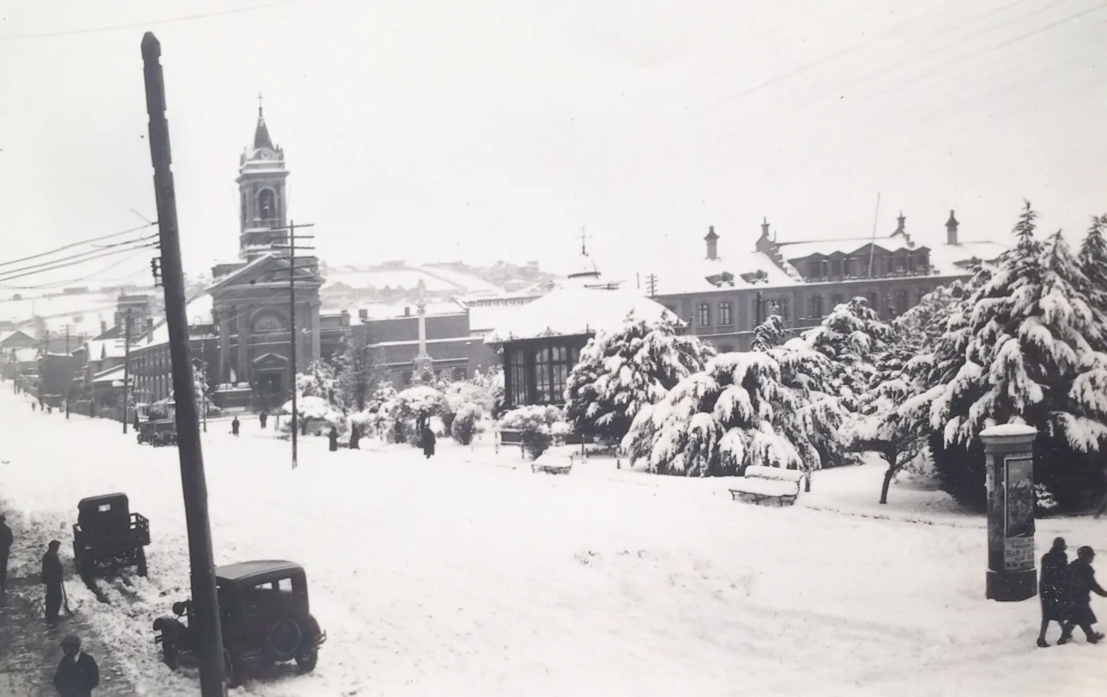 Plaza Muñoz Gamero nevada en 1918