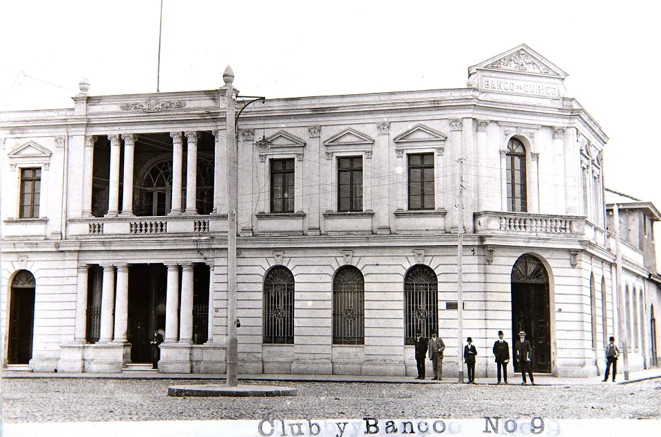 Club y Banco de Curicó en los años 20s