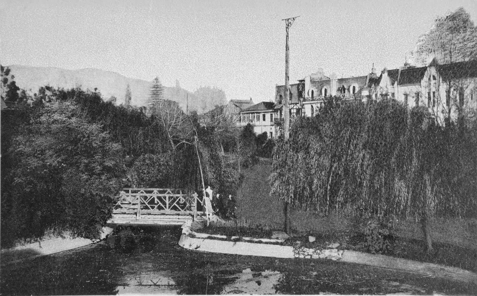 Laguna de Parque Forestal circa. 1915