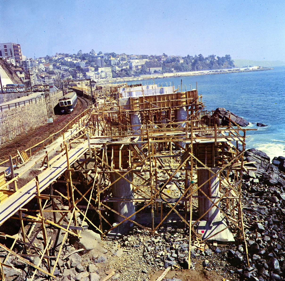 Ampliación de avenida España, Puente Capuchinos, 1984