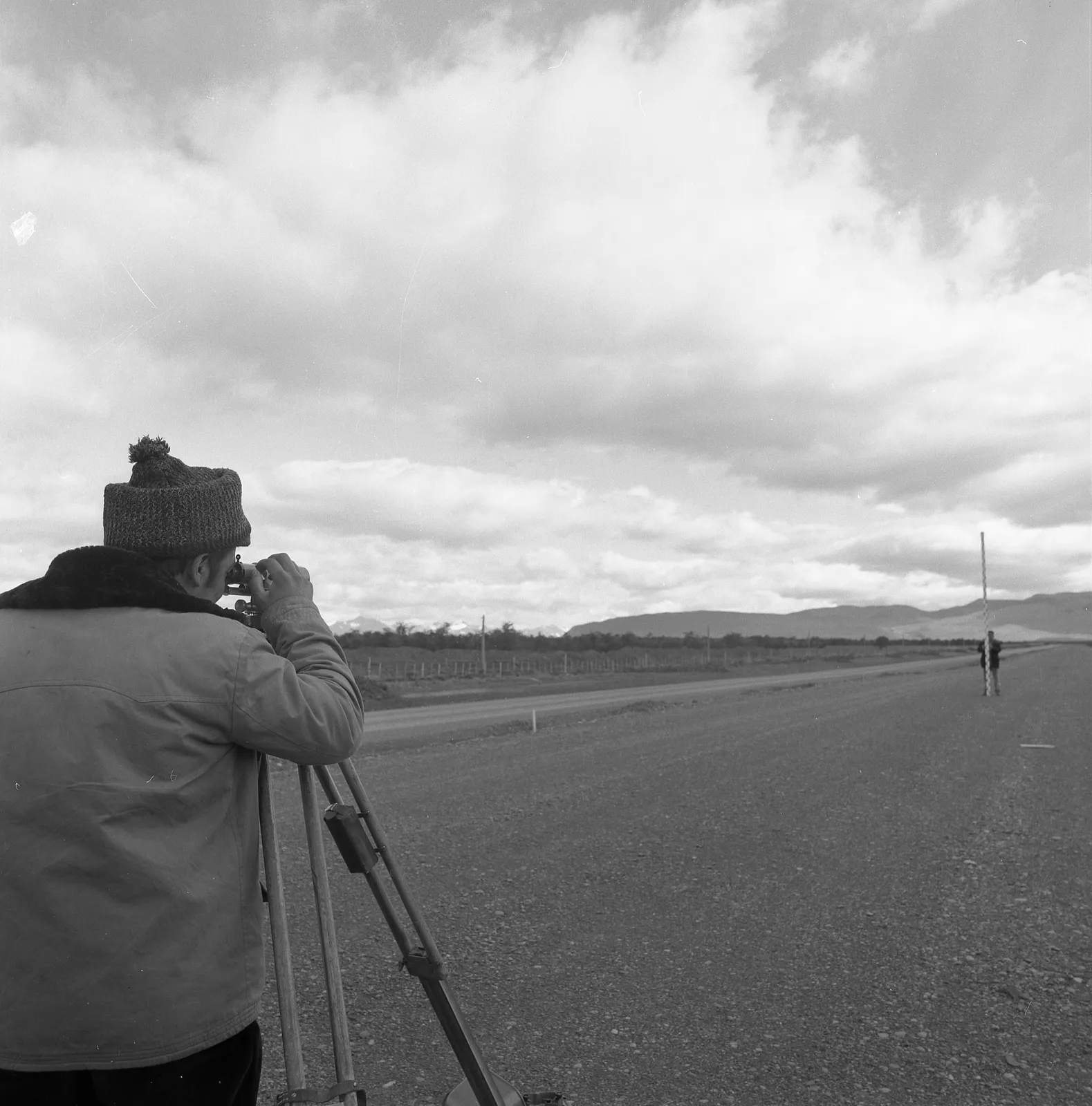 Construcción camino entre Punta Arenas y Puerto Natales, 1970