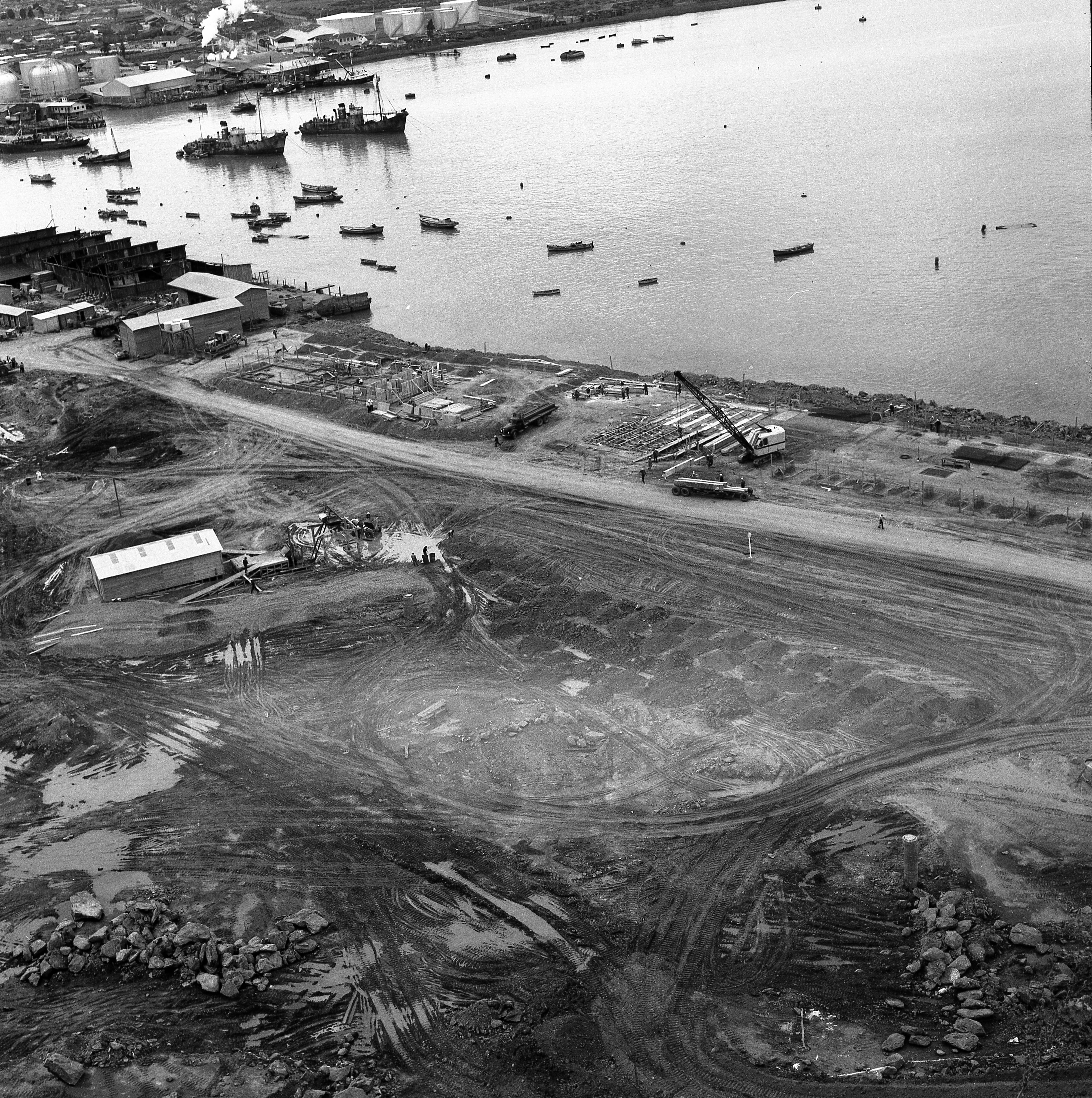 Construcción del Puerto de San Vicente de Talcahuano en 1964