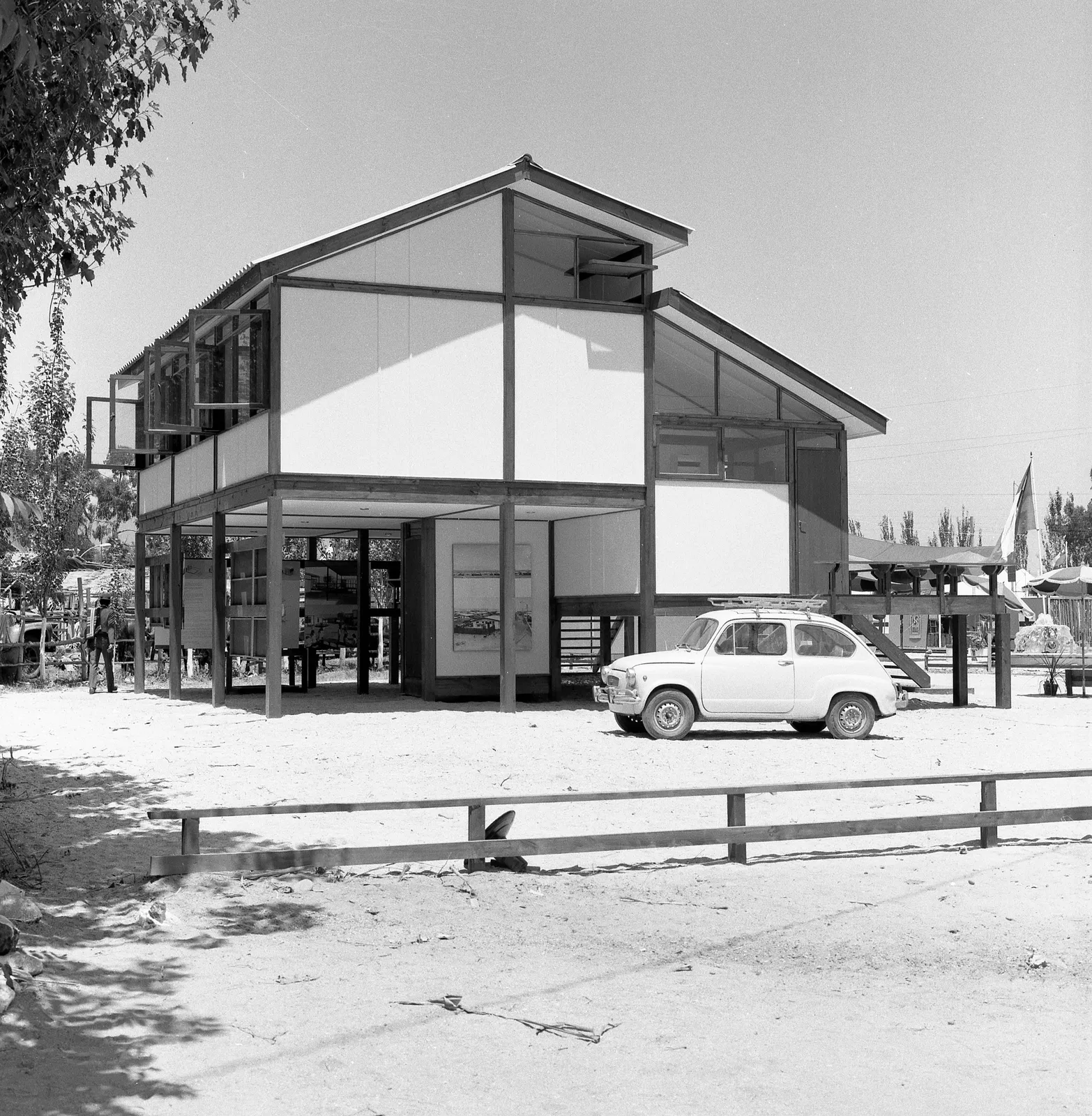 Viviendas modulares, lugar desconocido, 1969