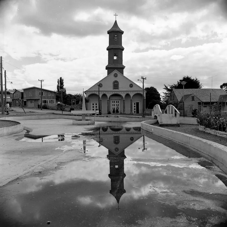 Iglesia de Chonchi en 1976