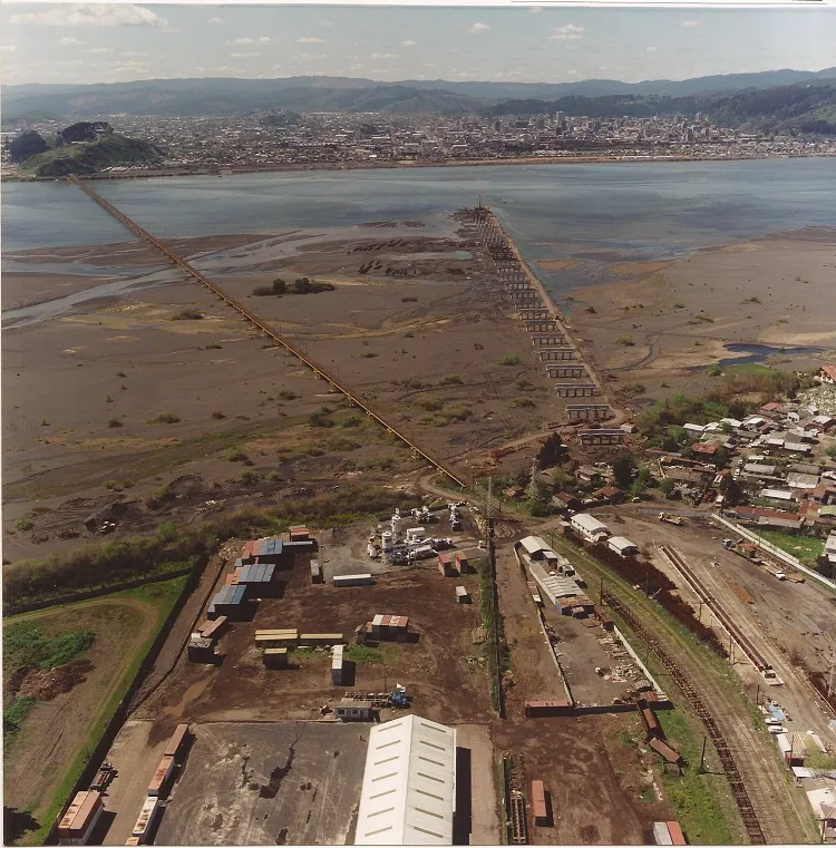 Construcción del puente Llacolén,Concepción 1998