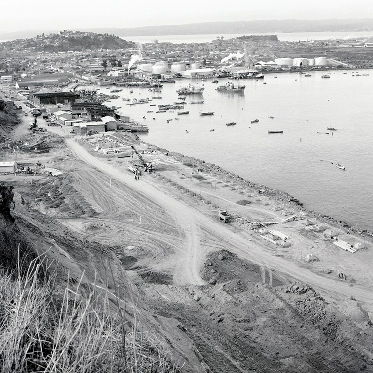 Construcción del puerto de San Vicente en 1976
