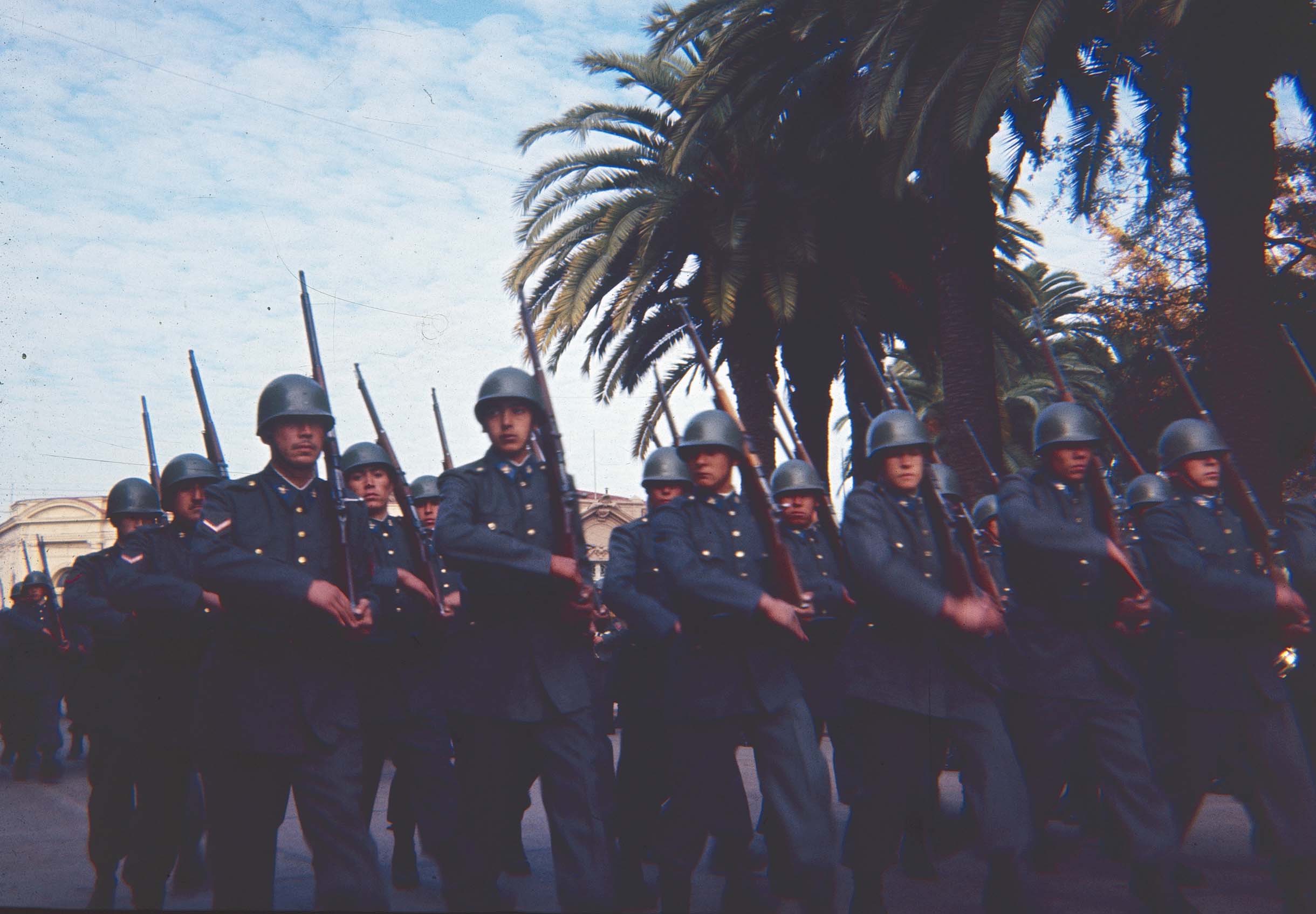 Desfile en Curicó en los 60