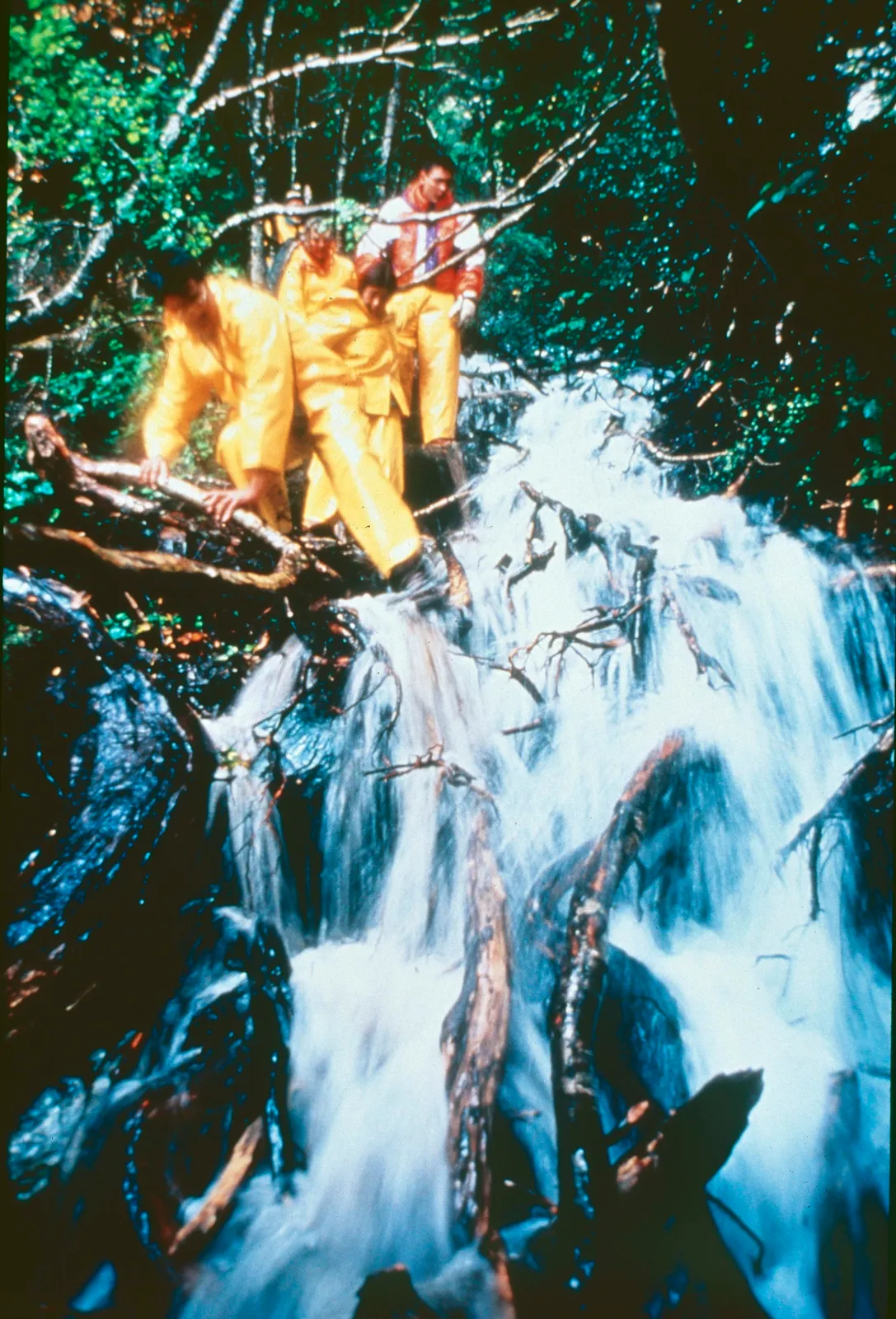 Turistas en el extremo Sur de Chile en los 90s