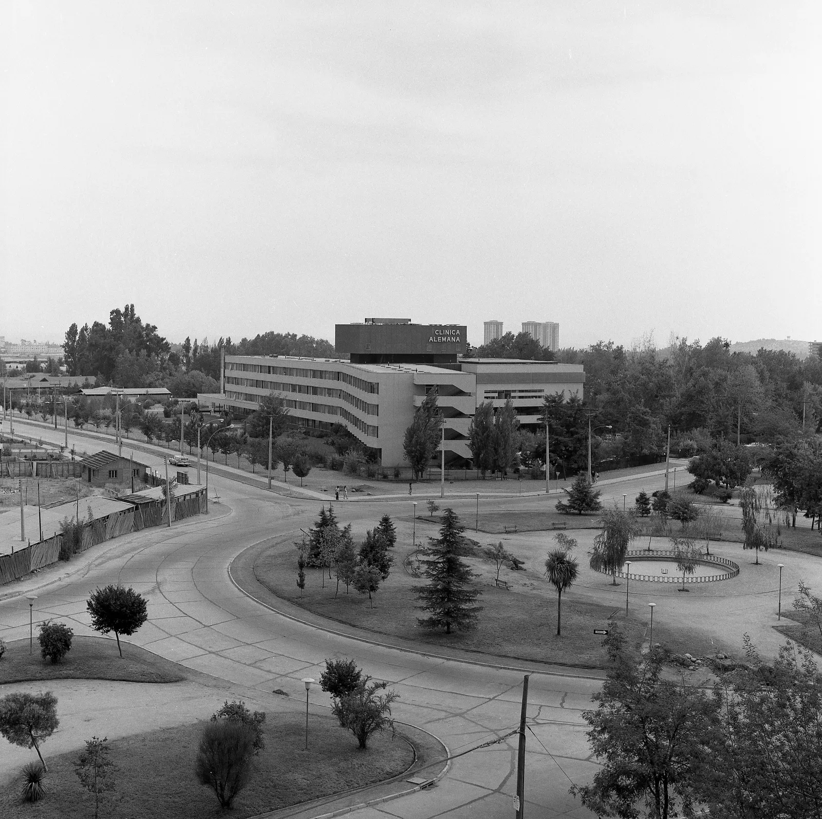 Clínica Alemana de Vitacura en 1976