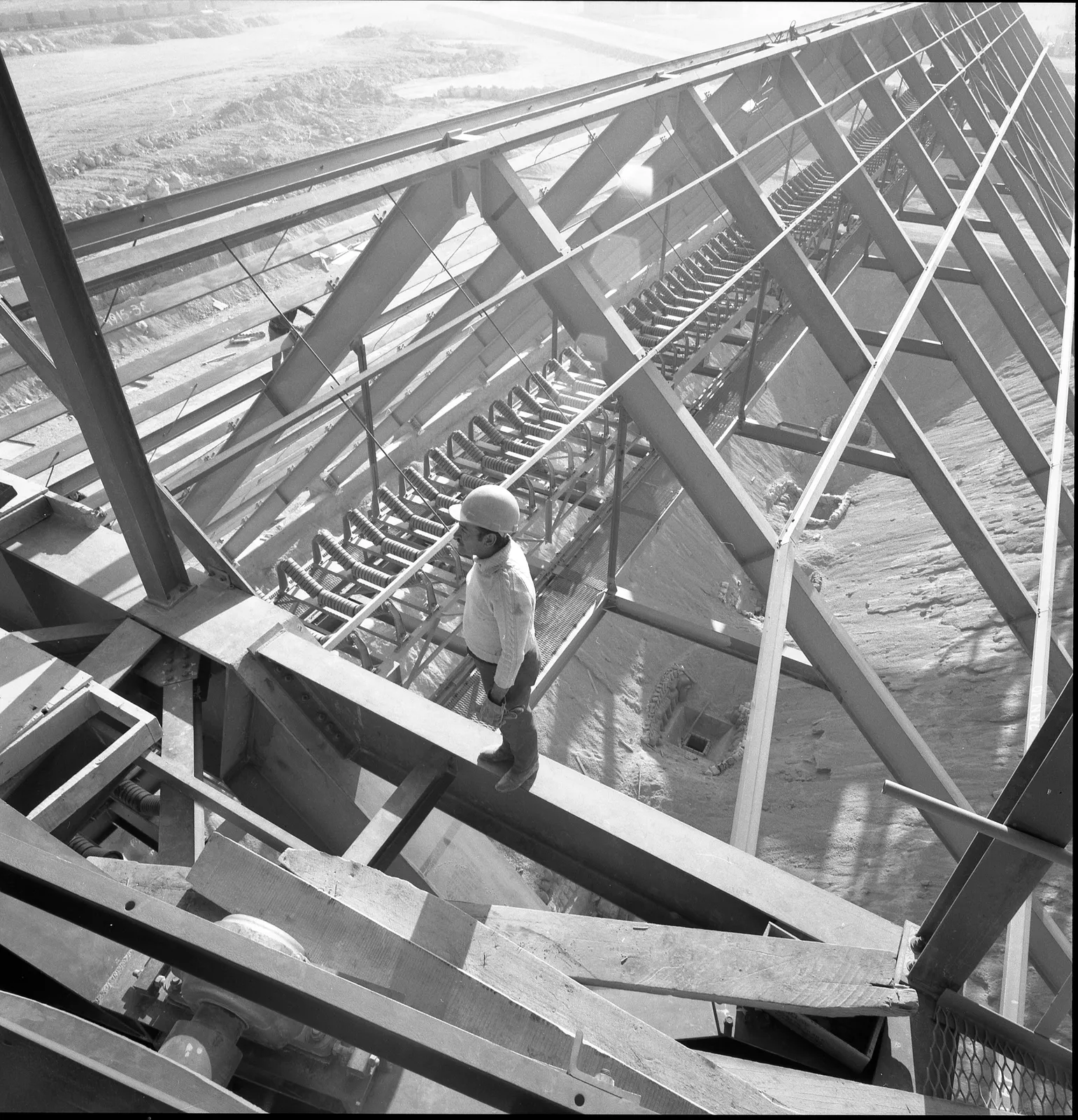 Trabajos en Cementos Melon, 1965