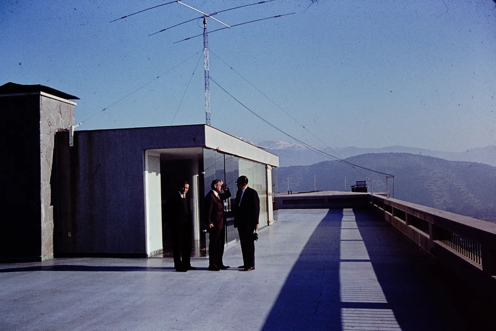 Dependencias Observatorio Cerro Calán en los 60s