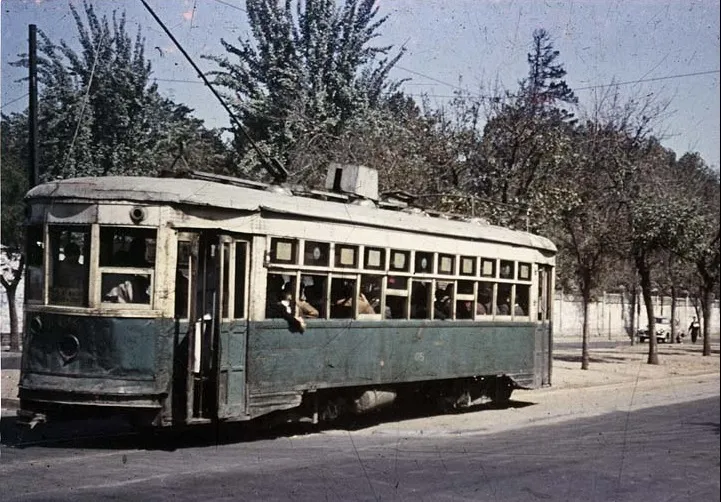 Tranvía por Avenida Blanco Encalada en 1957