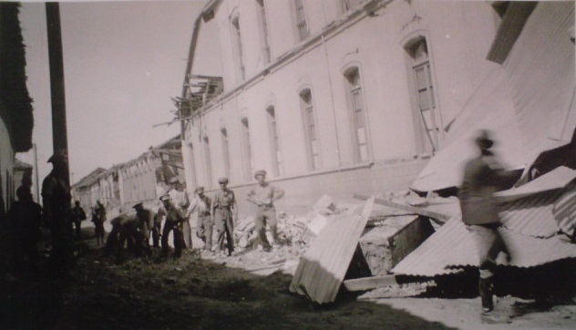 Ruinas en el centro de Cauquenes en 1939