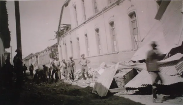 Ruinas en el centro de Cauquenes en 1939