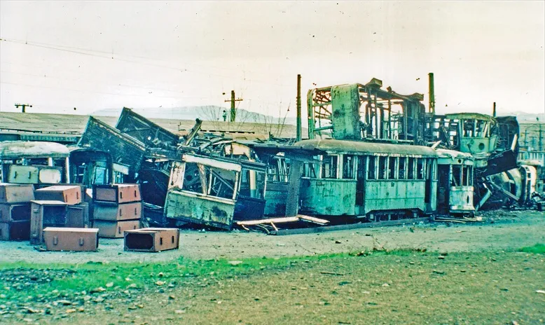Tranvías Abandonados en Estación Yungay en 1976