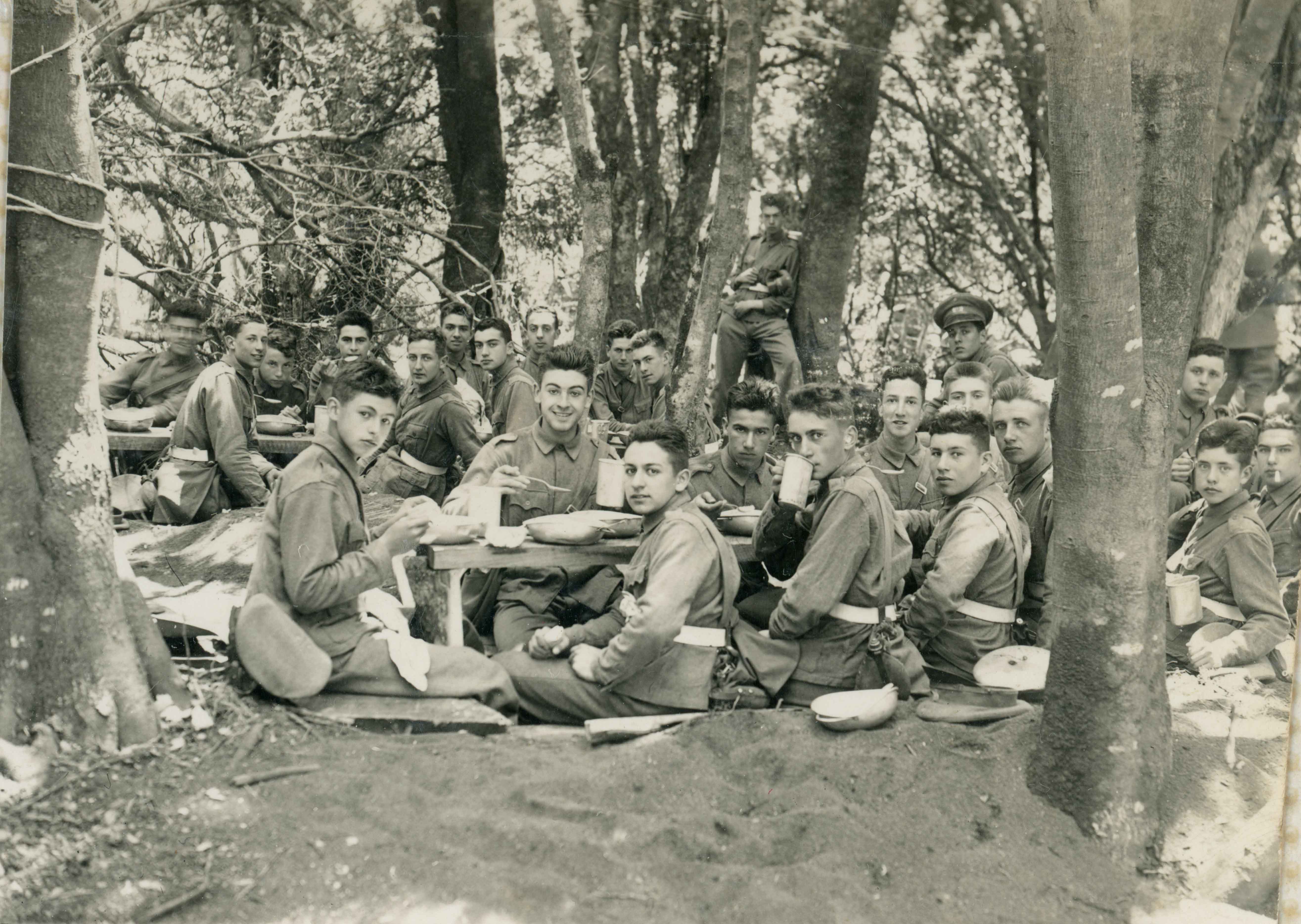 Almuerzo de cadetes en 1943