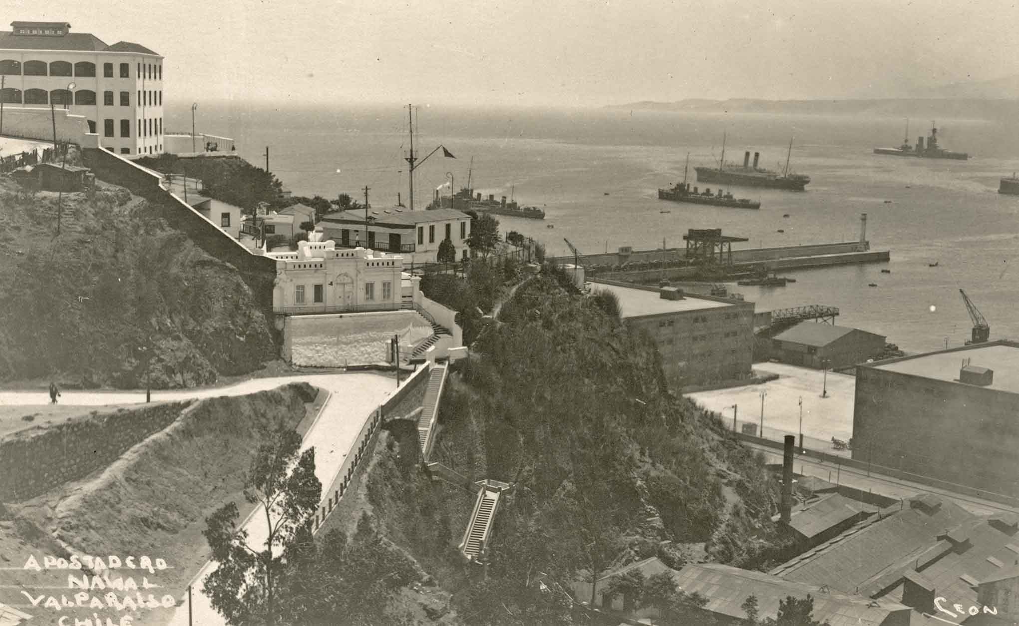 Aposadero Naval de Valparaíso en 1920