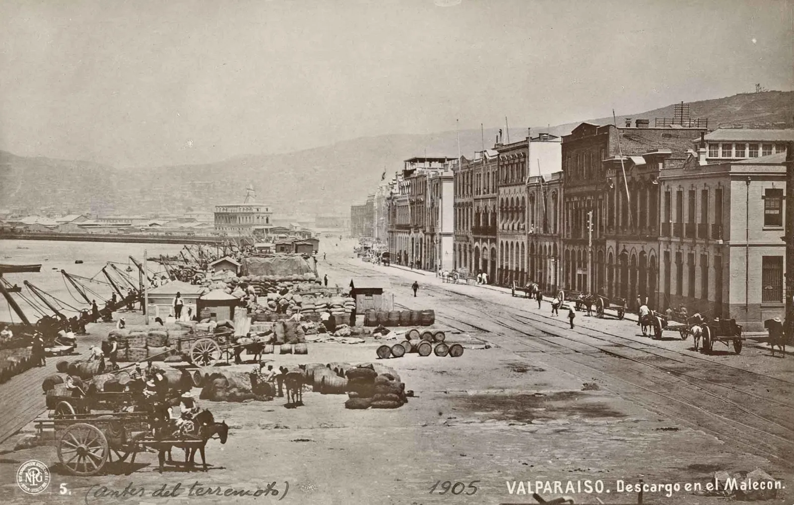 Malecón de Valparaíso en 1905